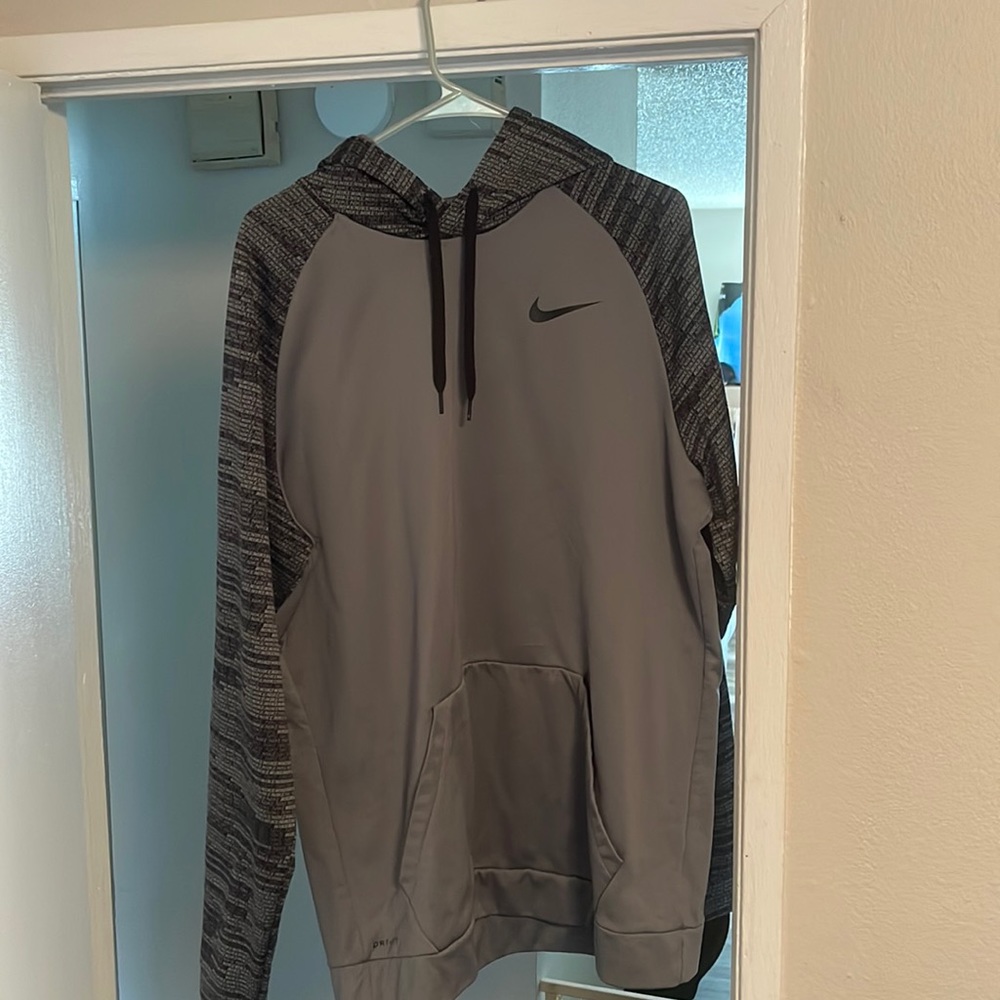 Nike Dri Fit Hoodie